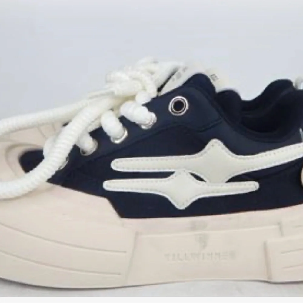 Killwinner Womens Smile Life Series Platform Sneakers Black White Size 6.5